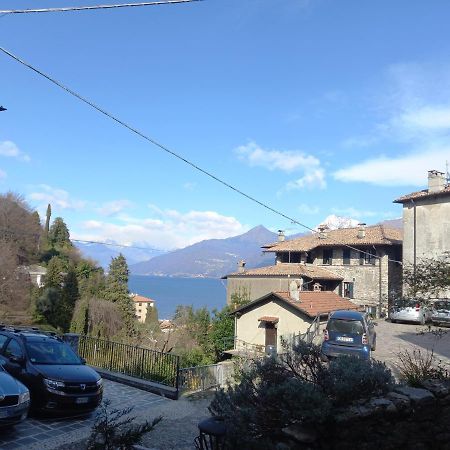 The Door Of The Castle Apartment Menaggio Exterior foto