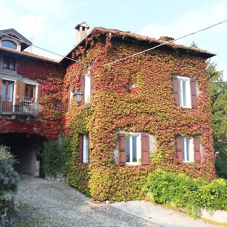 The Door Of The Castle Apartment Menaggio Exterior foto