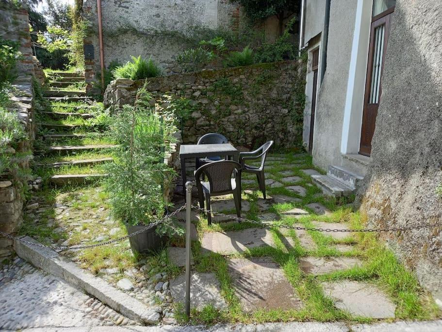 The Door Of The Castle Apartment Menaggio Exterior foto