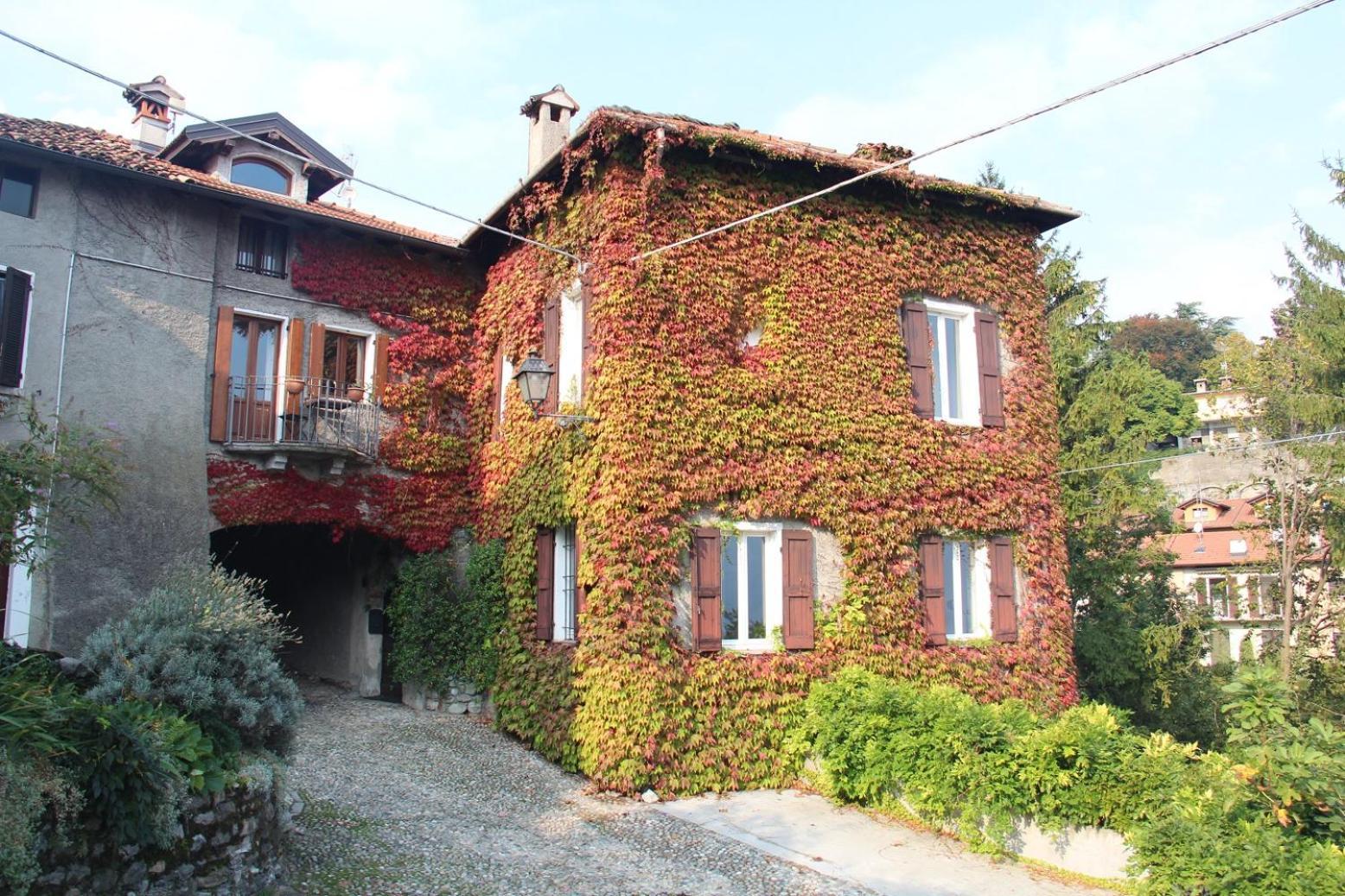 The Door Of The Castle Apartment Menaggio Exterior foto